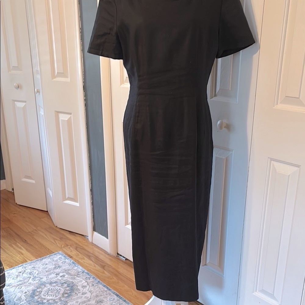 Valerie Stevens linen Black maxi Short Sleeve Dress
Size 6